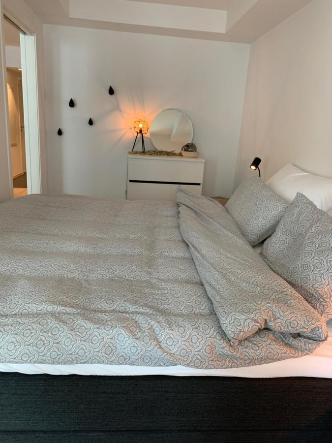 סבולבאר Lofoten Suiteapartments מראה חיצוני תמונה