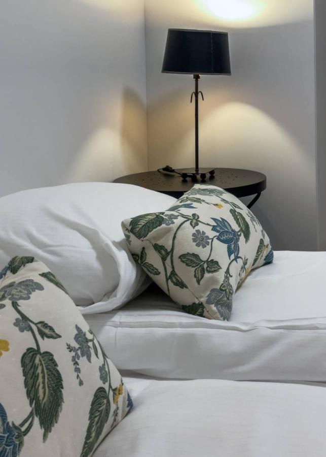 סבולבאר Lofoten Suiteapartments מראה חיצוני תמונה