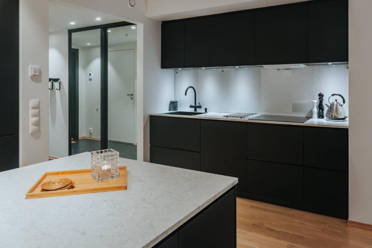 סבולבאר Lofoten Suiteapartments מראה חיצוני תמונה