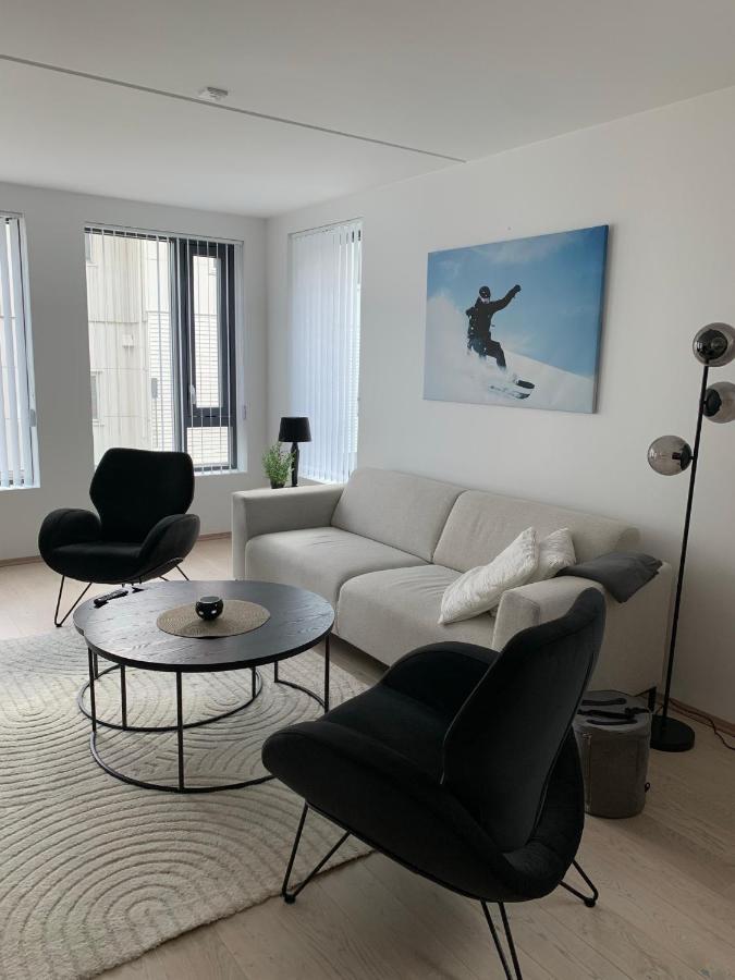 סבולבאר Lofoten Suiteapartments מראה חיצוני תמונה