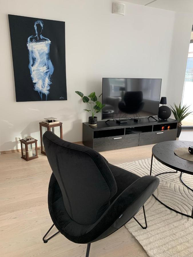 סבולבאר Lofoten Suiteapartments מראה חיצוני תמונה